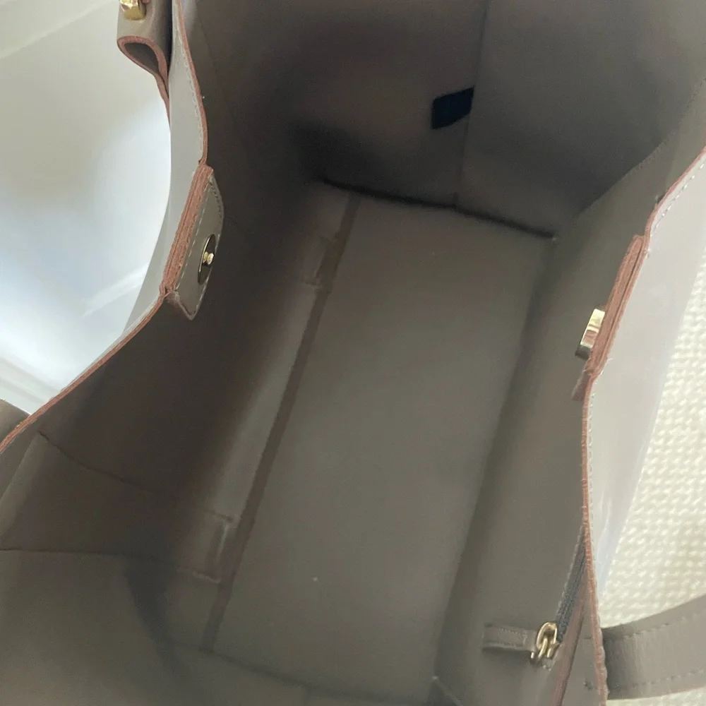 Large gray purse - Picture 7 of 7